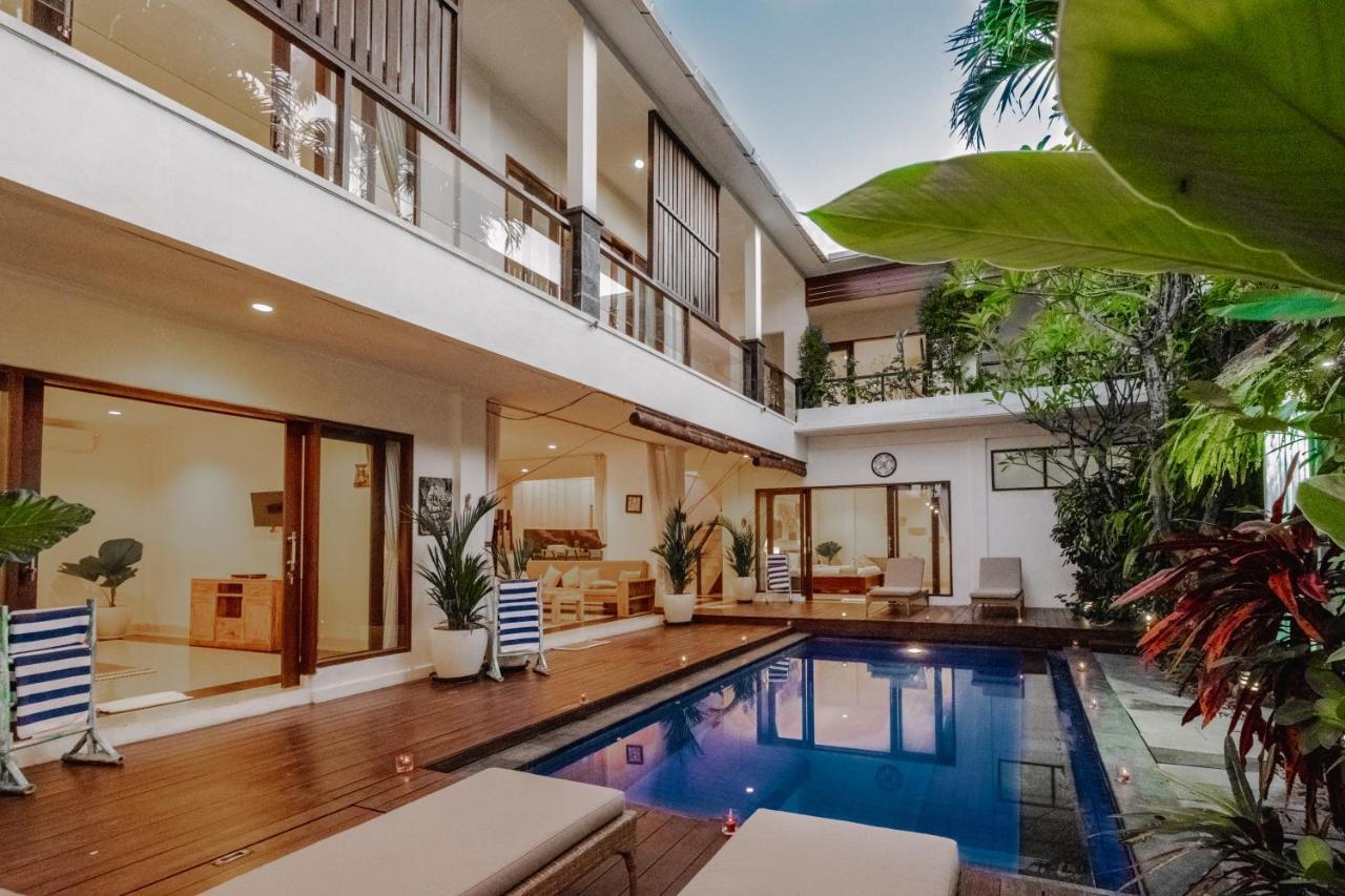 Villa Alleira Seminyak By Best Deals Asia Hospitality Zewnętrze zdjęcie