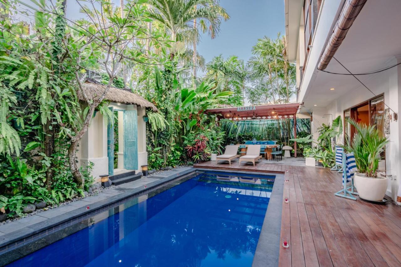 Villa Alleira Seminyak By Best Deals Asia Hospitality Zewnętrze zdjęcie